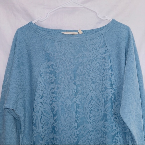 Soft Surroundings Blue Long Sleeve Floral Detail Top size large - Picture 4 of 7
